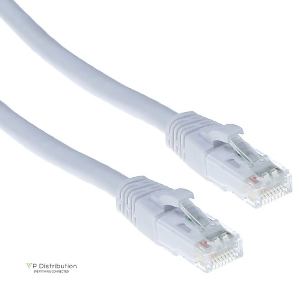 ACT White 0.50 meter U/UTP CAT6A patch cable snagless with RJ45 connectors